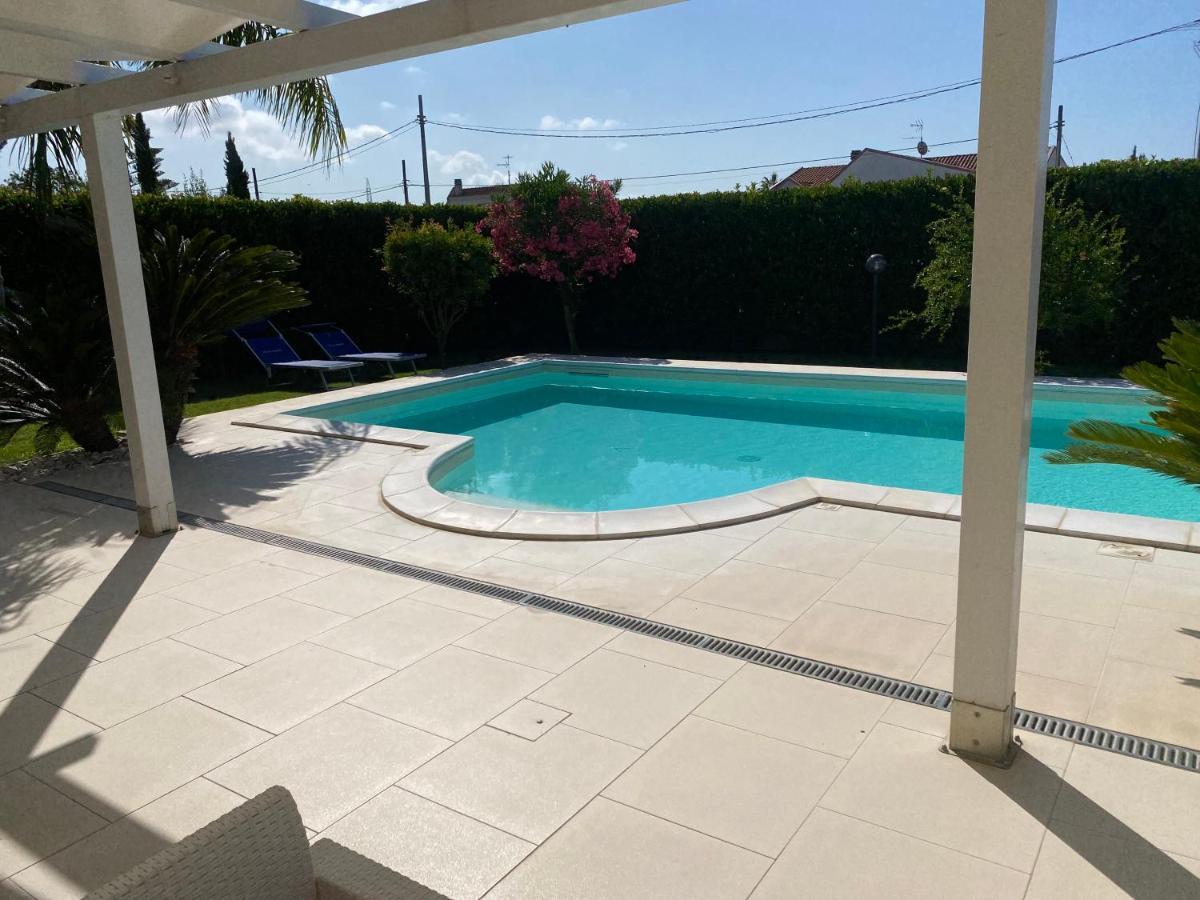 Alloggio Turistico Villa Camelia Lavinio Anzio Extérieur photo