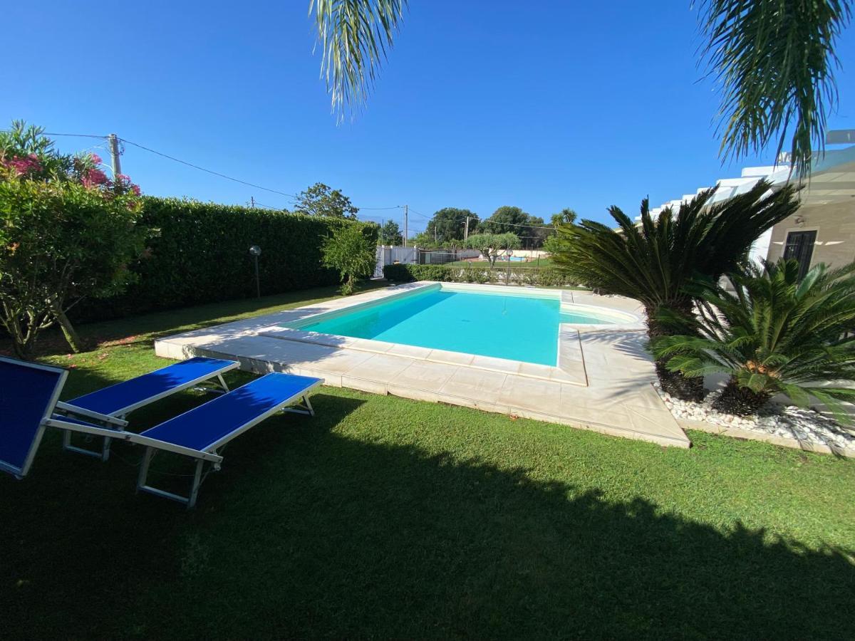 Alloggio Turistico Villa Camelia Lavinio Anzio Extérieur photo